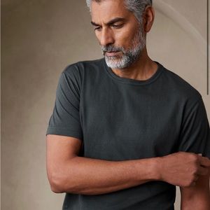 Men’s Navy BR Soft Wash T-Shirt